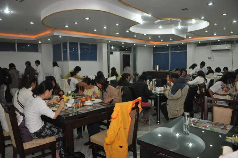 Hotel Thai International Bódhgaja Exteriér fotografie