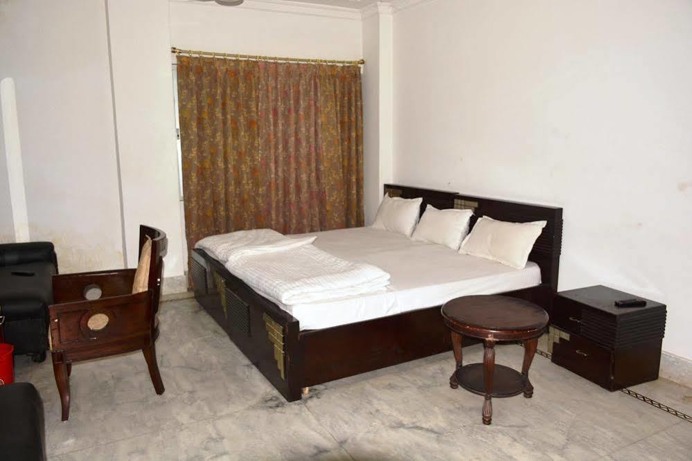 Hotel Thai International Bódhgaja Exteriér fotografie